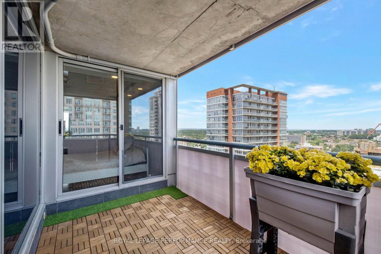 28952250/1905-160-george-street/lower-townbyward-market/ottawa/ontario/K1N9M2_33