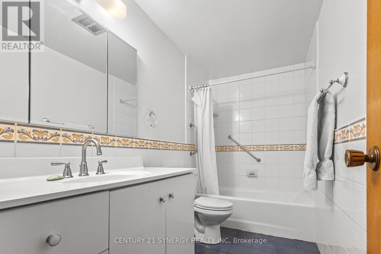 28626680/14-silver-aspen-crescent/blackburn-hamlet/ottawa/ontario/K1B3C5_11