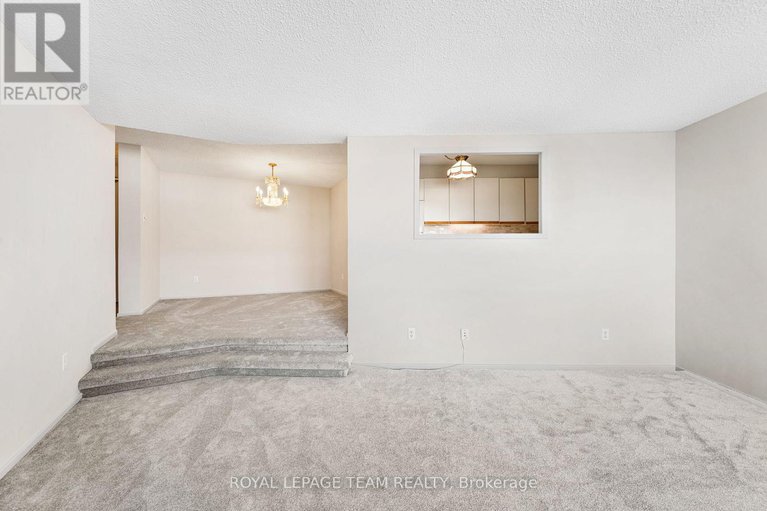 29364412/1101-1081-ambleside-drive/woodroffe/ottawa/ontario/K2B8C8_17