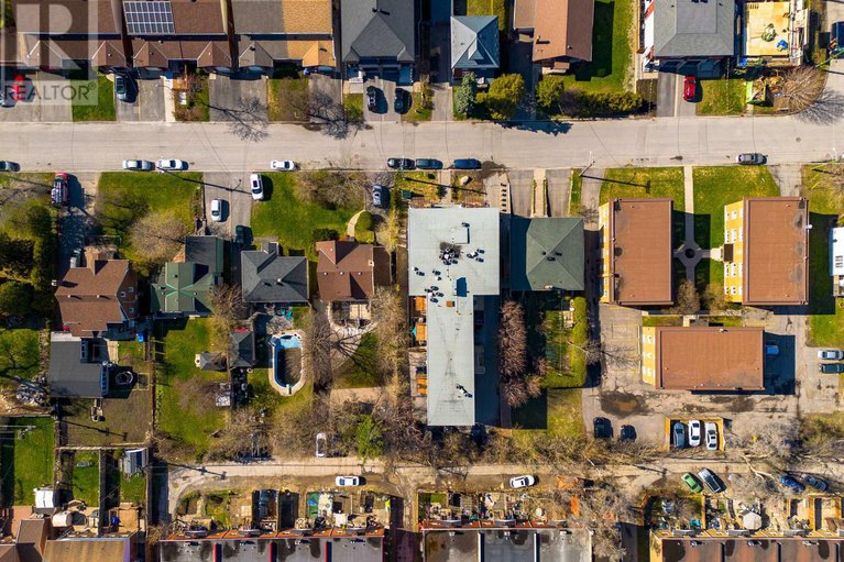 28435777/202-1308-thames-street/carlington/ottawa/ontario/K1Z7N4_37