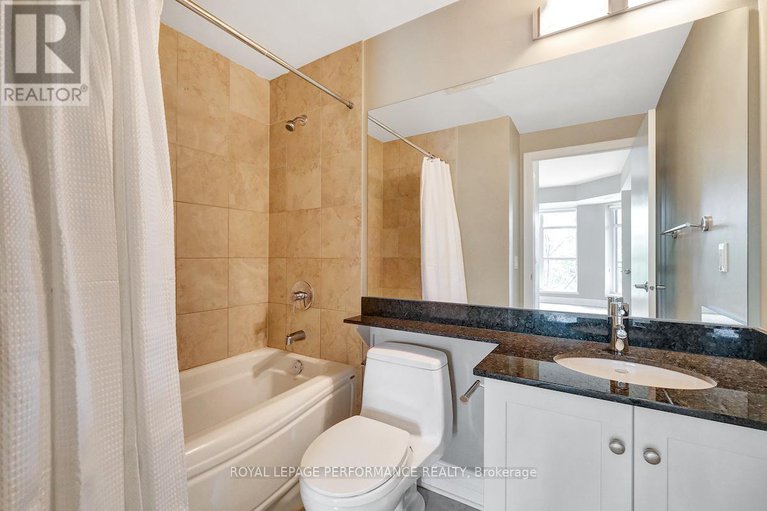 28641846/207-75-cleary-avenue/woodroffe/ottawa/ontario/K2A1R8_12