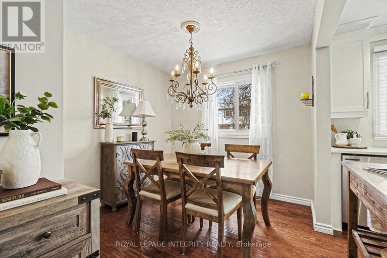 29296449/61-2003-falkirk-crescent/blackburn-hamlet-south/ottawa/ontario/K1B4Y8_14