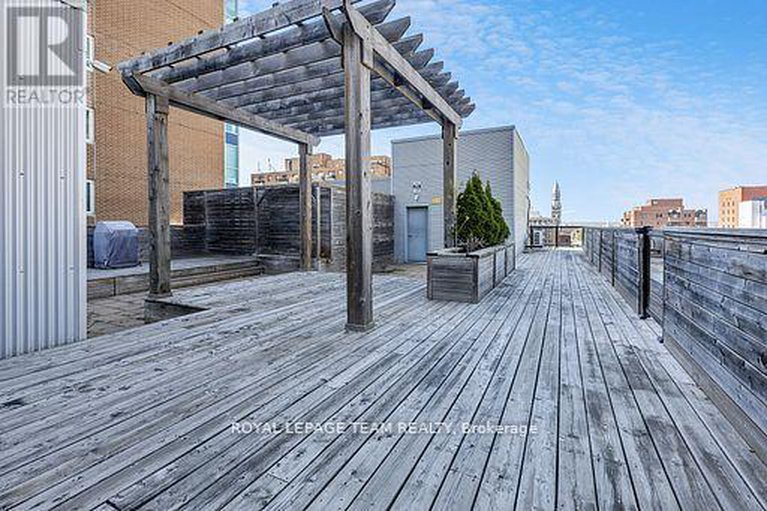 29394025/308-360-cumberland-street/lower-townbyward-market/ottawa/ontario/K1N0B1_18