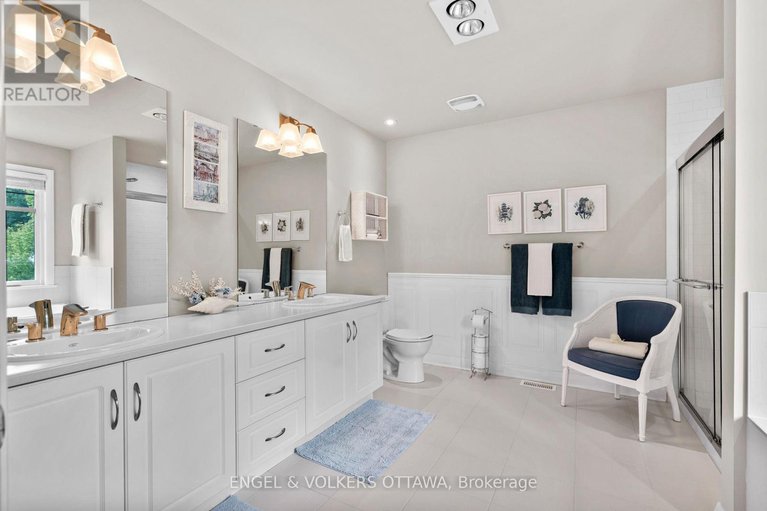 28806486/27-esquimault-avenue/bruce-farmgraham-parkqualicumbellands/ottawa/ontario/K2H6Z4_28