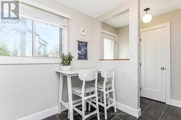 28474228/237-teal-crescent/chatelaine-village/ottawa/ontario/K1E2C3_5