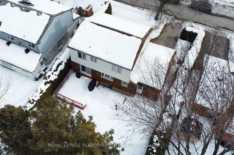 29388730/2248-quinton-street/urbandale-acres/ottawa/ontario/K1H6V3_23