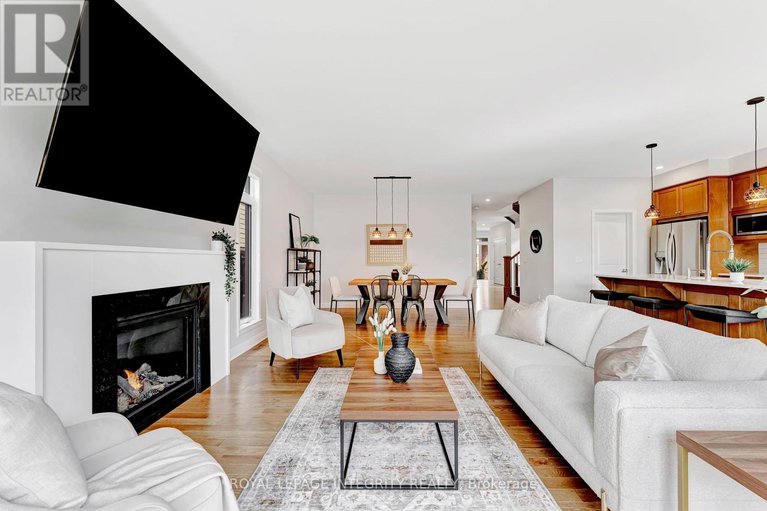 28739043/885-moses-tennisco-street/cfb-rockcliffe-and-area/ottawa/ontario/K1K5A2_10