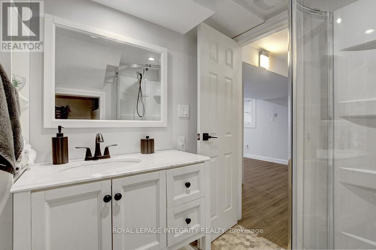 29428568/3-palomino-drive/bridlewood/ottawa/ontario/K2M1L9_41