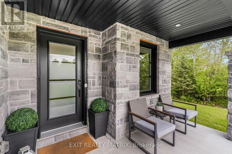 28350119/1463-vinette-road/clarencerockland-twp/clarence-rockland/ontario/K0A1N0_3