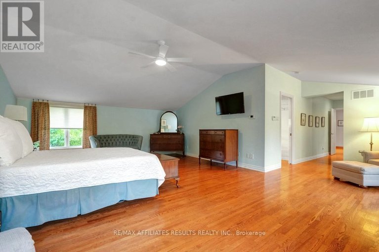 29632363/30-pentland-crescent/beaverbrook/ottawa/ontario/K2K1V5_25