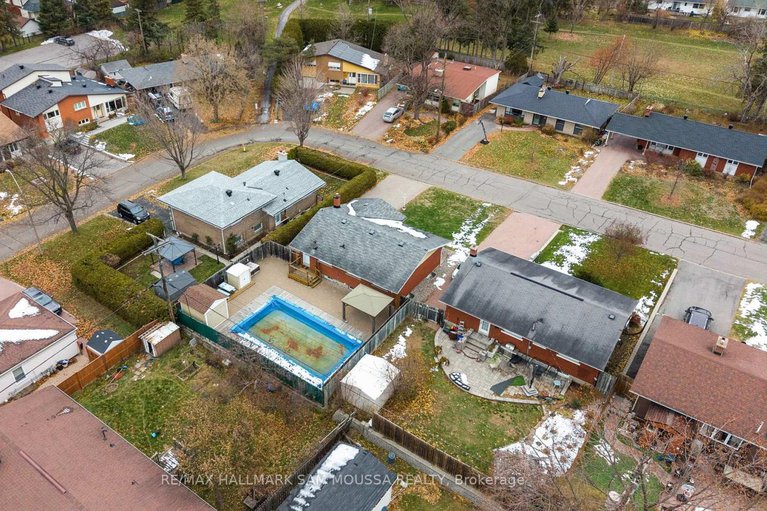 29322926/1208-stanton-road/queensway-terrace-southridgeview/ottawa/ontario/K2C3E2_42