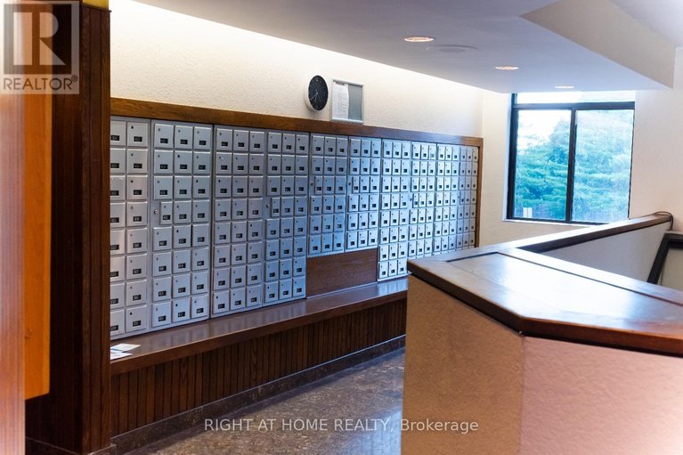 29448917/1516-2871-richmond-road/britannia-heights/ottawa/ontario/K2B8M5_23