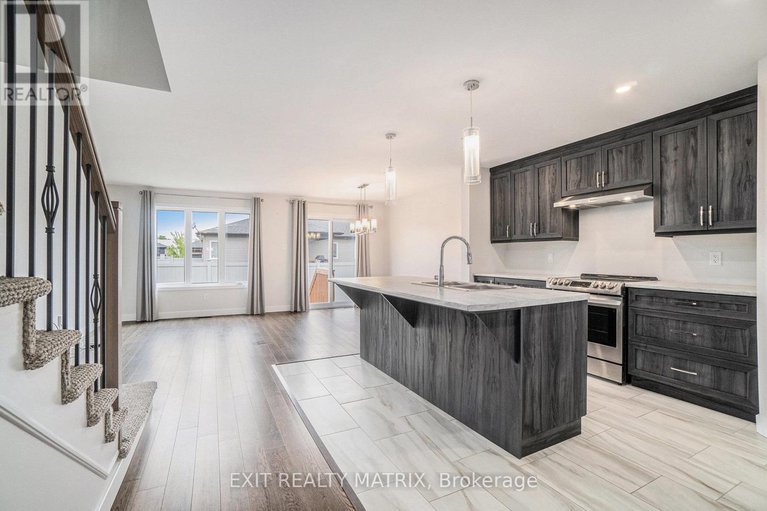 28356025/d-5-flagstone-private-lane/north-stormont-finch-twp/north-stormont/ontario/K0A1R0_8