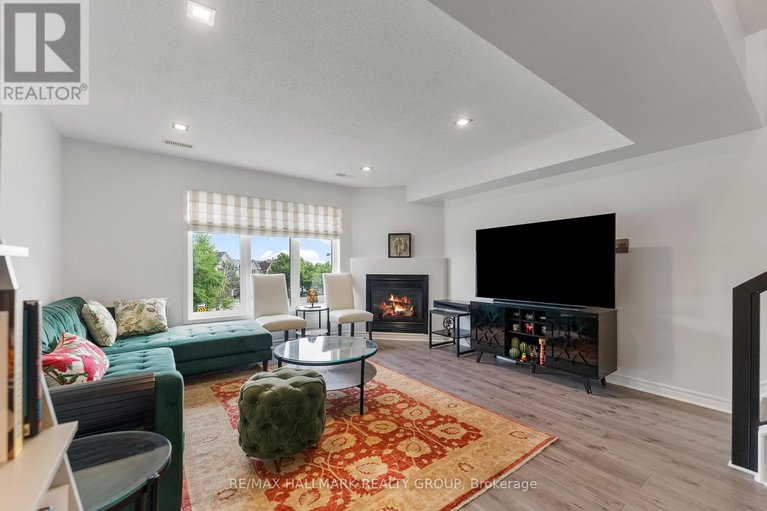 28660133/282-cresthaven-drive/barrhaven-east/ottawa/ontario/K2G6W4_13