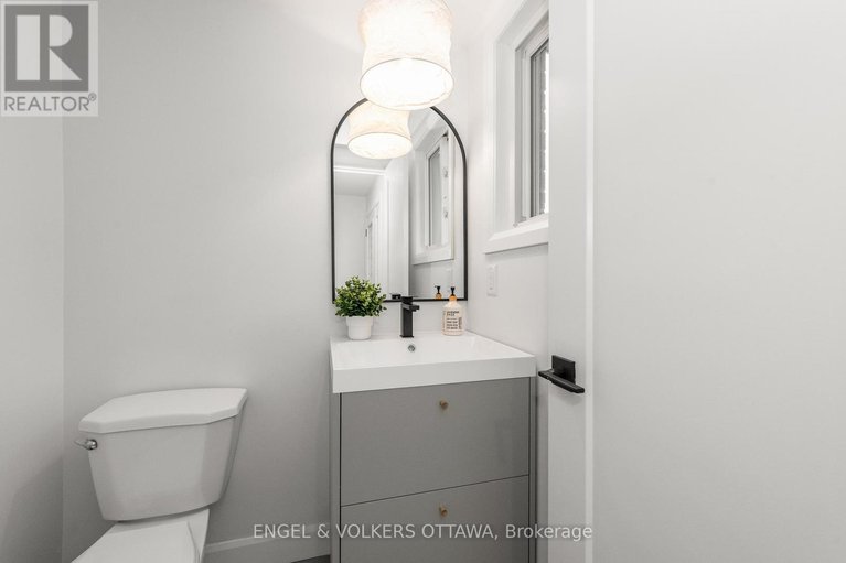 28965563/39-benlark-road/on-the-green/ottawa/ontario/K2J2L5_10