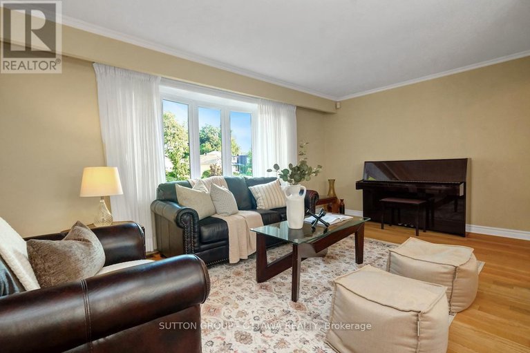 28580598/6283-steamer-lane-e/convent-glen-south/ottawa/ontario/K1C1C8_12