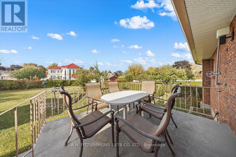 29009459/1538-claymor-avenue/carleton-heights/ottawa/ontario/K2C1T1_46
