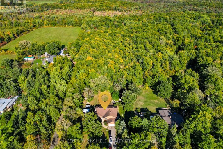 29689160/4555-glen-roy-road/south-glengarry-charlottenburgh-twp/south-glengarry/ontario/K0C1L0_6