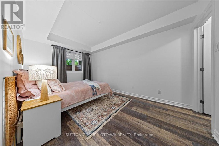 28527540/a-310-everest-private/elmvale-acres/ottawa/ontario/K1G4E3_14