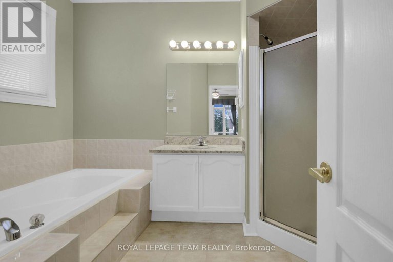 29257028/36-sable-run-drive/stittsville-central/ottawa/ontario/K2S1W8_31