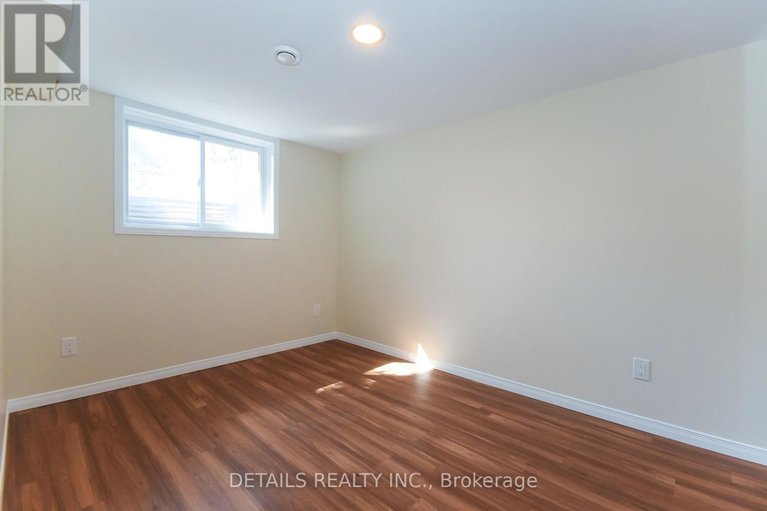 29651335/2364-cheshire-road/parkway-park/ottawa/ontario/K2C1G3_47