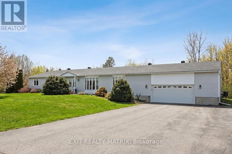 29553238/8329-rodney-farm-drive/osgoode-twp-north-of-reg-rd-6/ottawa/ontario/K0A2P0_2