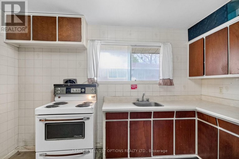 29080796/2096-kingsley-road/parkway-park/ottawa/ontario/K2C2X5_6