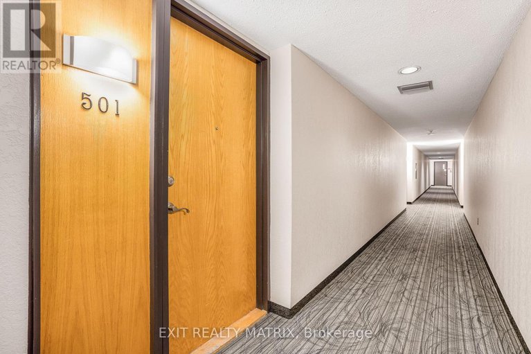 28617353/501-2759-carousel-crescent/emerald-woodssawmill-creek/ottawa/ontario/K1T2N5_3