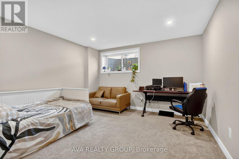 28866998/542-triangle-street/emerald-meadowstrailwest/ottawa/ontario/K2M0M5_30