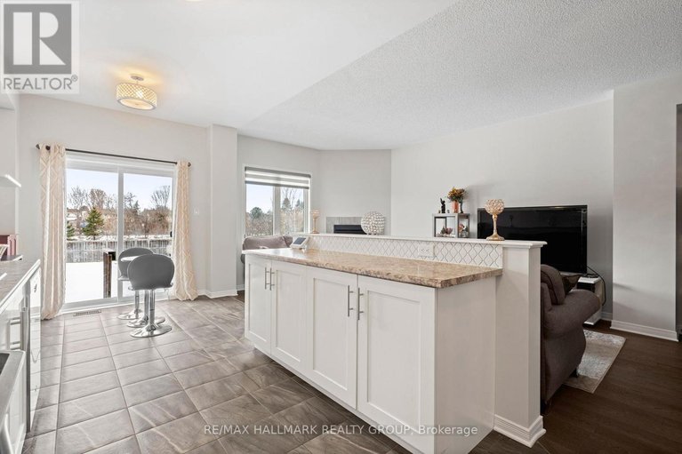 29455064/618-via-campanale-avenue/longfields/ottawa/ontario/K2J4A2_29