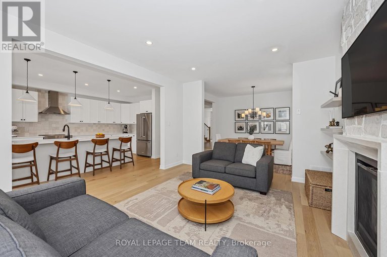28583920/726-coast-circle/mahogany-community/ottawa/ontario/K4M0N2_14