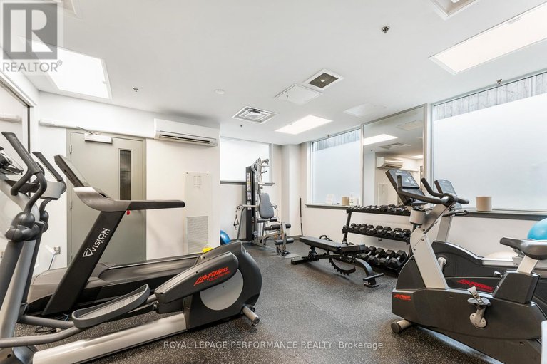 29635683/1504-238-besserer-street/sandy-hill/ottawa/ontario/K1N6B1_42