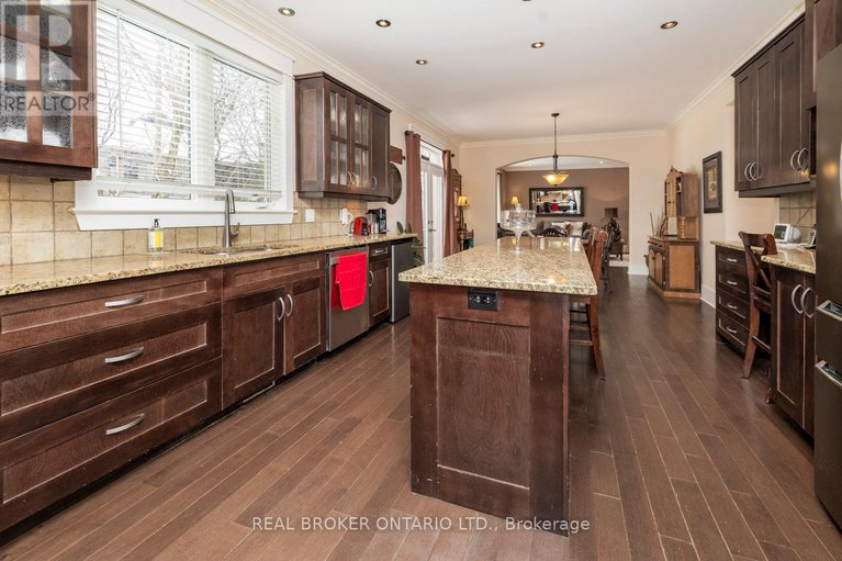 28546576/221-jensen-court/carp/ottawa/ontario/K0A1L0_14