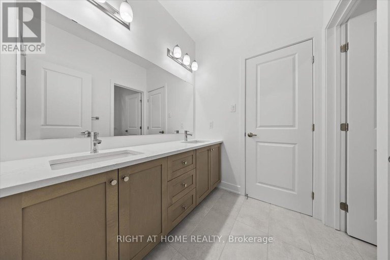 28770534/610-kenabeek-terrace/riverside-southgloucester-glen/ottawa/ontario/K4M0M3_35