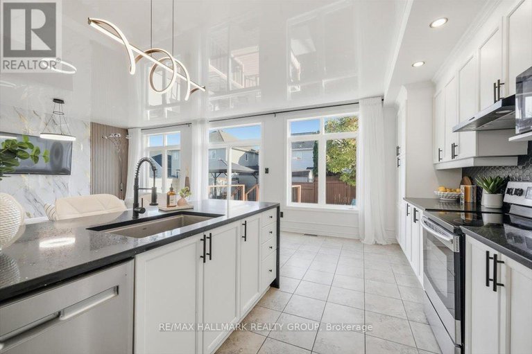 28973133/930-scala-avenue/notting-hillsummerside/ottawa/ontario/K4A5E1_17