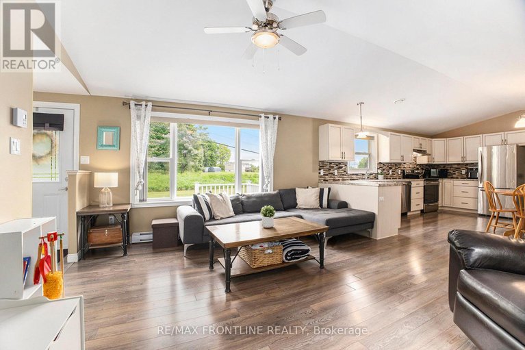28748113/541-drummond-conc-7-road/drummond-n-elmsley-drummond-twp/drummondnorth-elmsley/ontario/K7H3C8_8