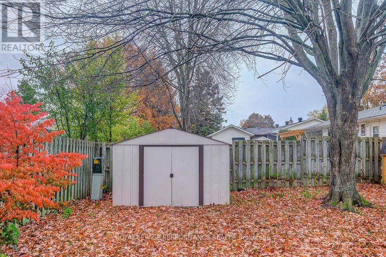 29066591/741-eastvale-drive/beacon-hill-north/ottawa/ontario/K1J6Z8_44