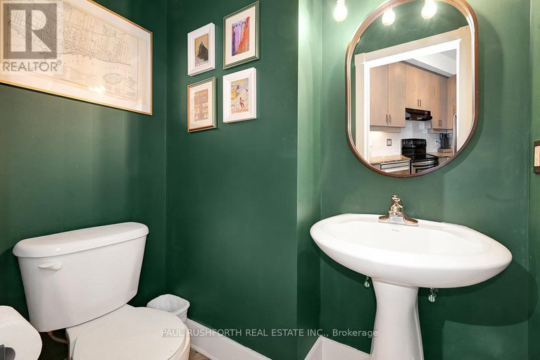 29076408/b303-124-guigues-avenue/lower-townbyward-market/ottawa/ontario/K1N5H7_12