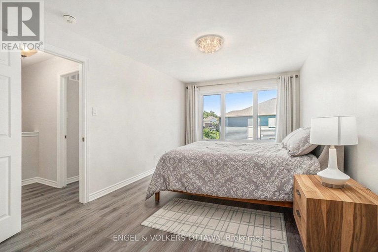 28652639/827-kiniw-private/cfb-rockcliffe-and-area/ottawa/ontario/K1K5A3_16