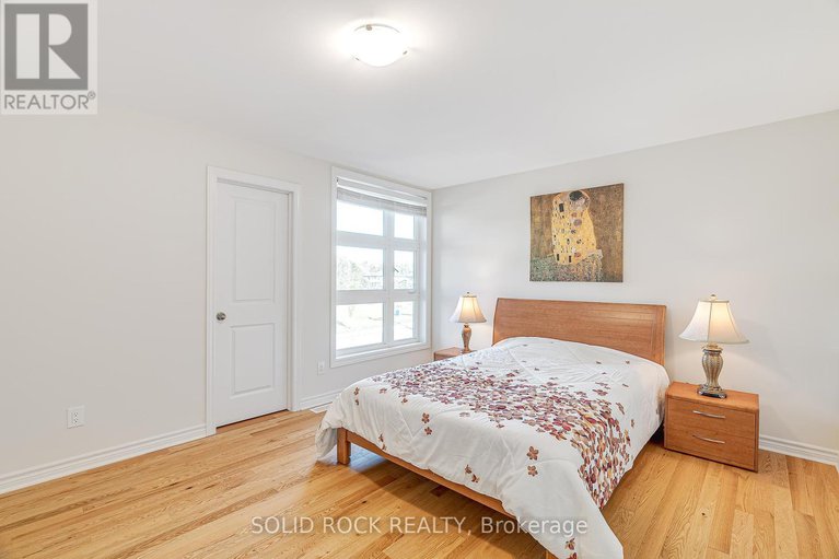 28518234/326-memorial-grove/riverside-southgloucester-glen/ottawa/ontario/K1X0C8_36