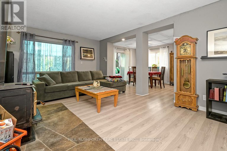 28828463/5137-loggers-way/kinburn/ottawa/ontario/K7S3G7_7