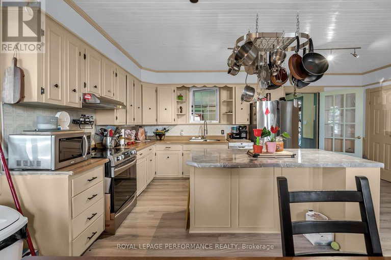 28622268/19943-county-18-road/south-glengarry-charlottenburgh-twp/south-glengarry/ontario/K0C2J0_10