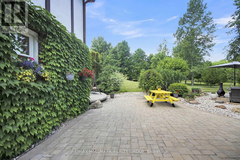 28543028/6942-gallagher-road/rideau-twp-s-of-reg-rd-6-w-of-mccordick-rd/ottawa/ontario/K0A2T0_16