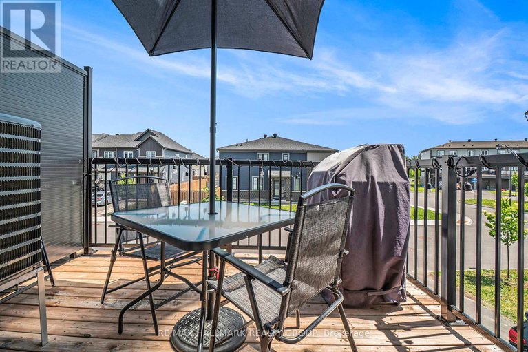 28517477/328-shepperton-street/avalon-east/ottawa/ontario/K4A5K9_21