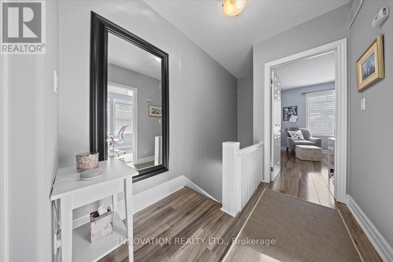 29473998/574-cole-avenue/mckellarhighland/ottawa/ontario/K2A2B5_24