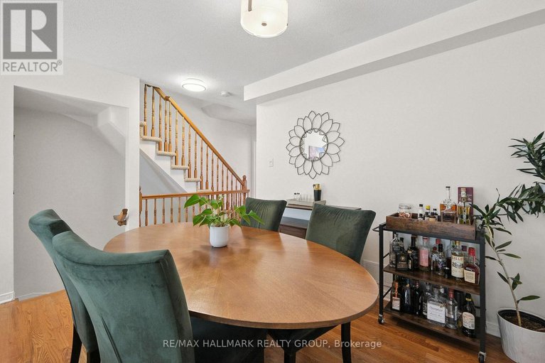 28650833/9-radstock-private/ottawa-centre/ottawa/ontario/K1R5J8_13