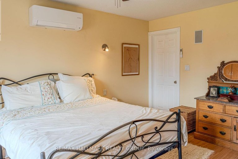 29654321/21-skeel-court/btwn-franktown-rd-fallowfield-rd/ottawa/ontario/K0A1B0_15