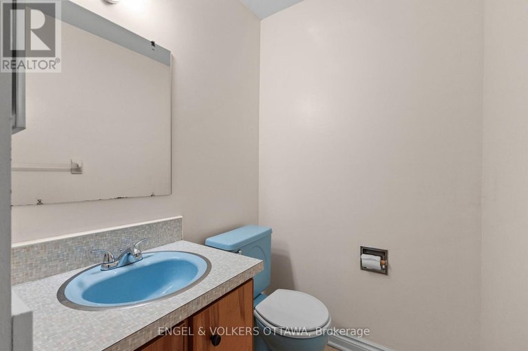 28797761/28-parker-avenue/meadowlandscrestview/ottawa/ontario/K2G3A7_29