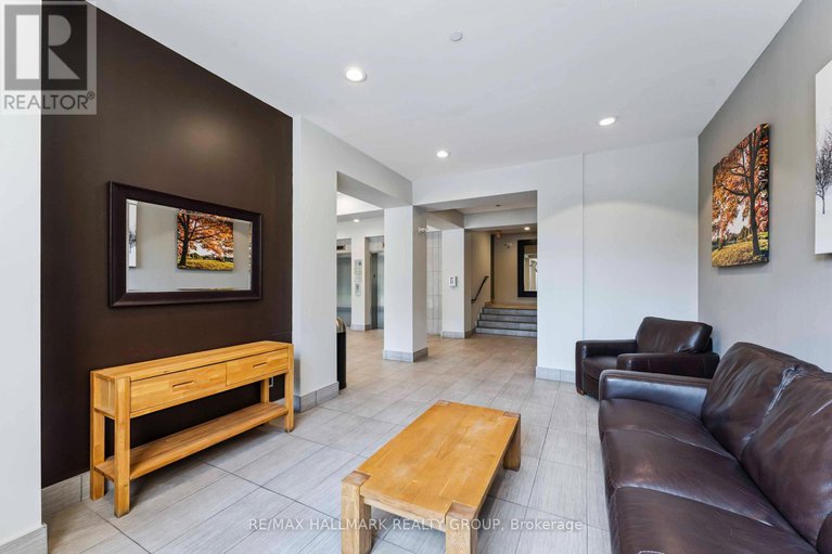 28991535/316-808-bronson-avenue/dows-lake/ottawa/ontario/K1S5A4_25