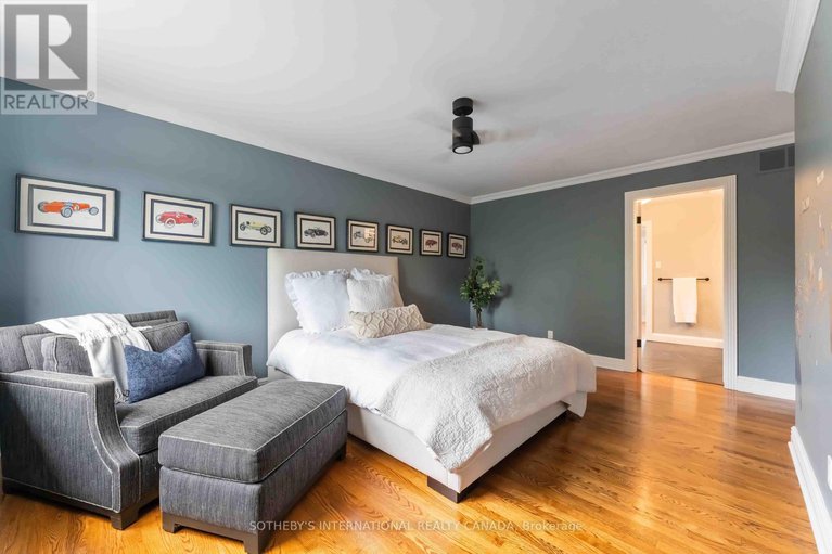 28996466/19-campfield-court/pineglencountry-place/ottawa/ontario/K2E7X8_29